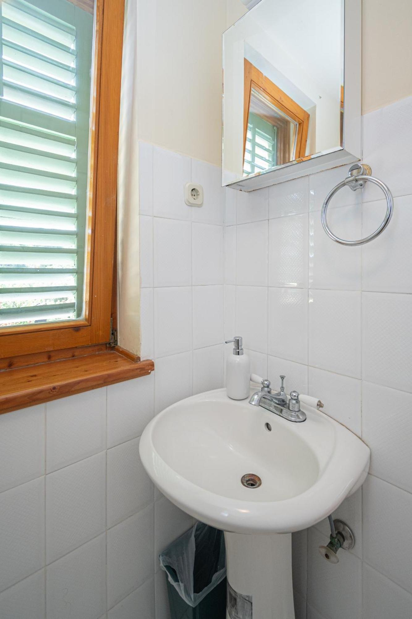 Apartments And Rooms By The Sea Mrljane, Pasman - 327 Neviđane Δωμάτιο φωτογραφία