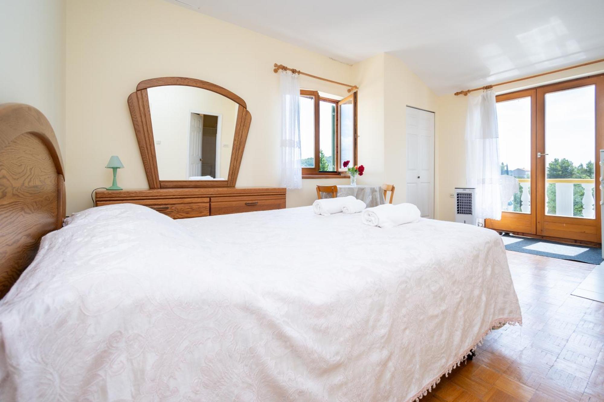 Apartments And Rooms By The Sea Mrljane, Pasman - 327 Neviđane Δωμάτιο φωτογραφία